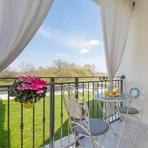 Martesi Apartment